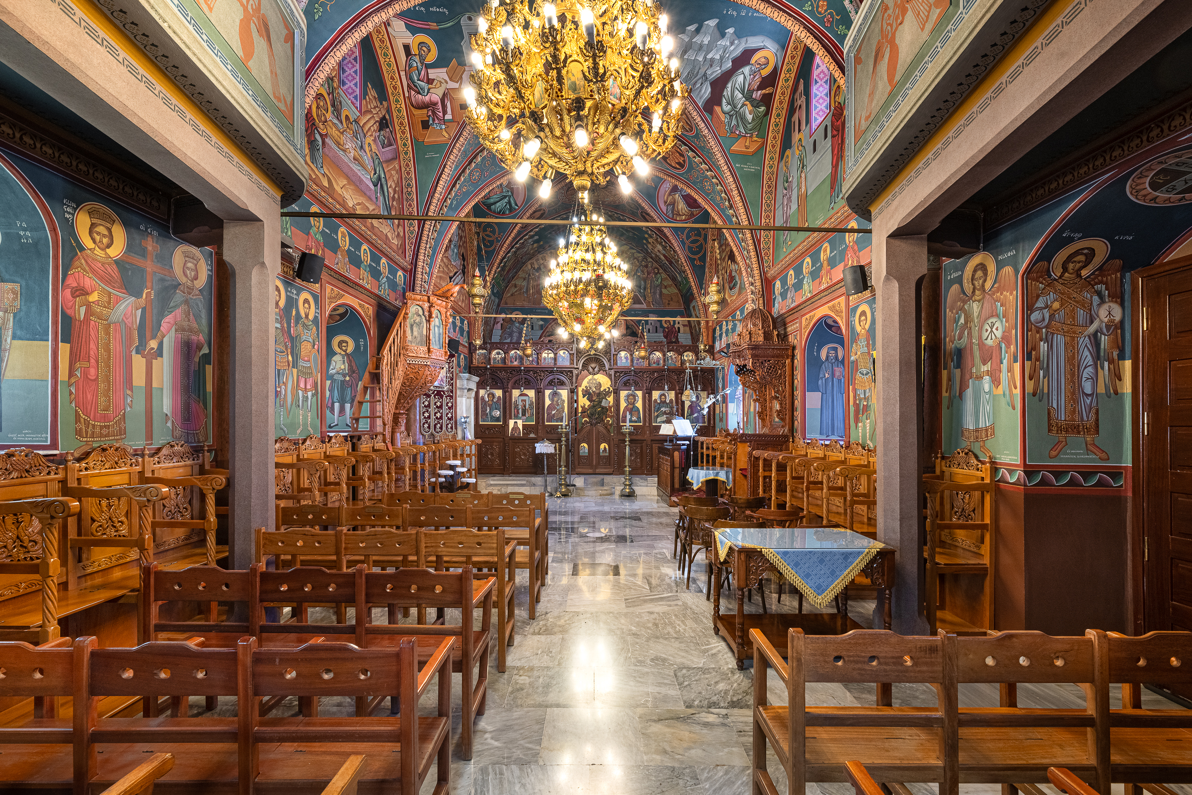Άγιος Θωμάς, Μονόλιθος