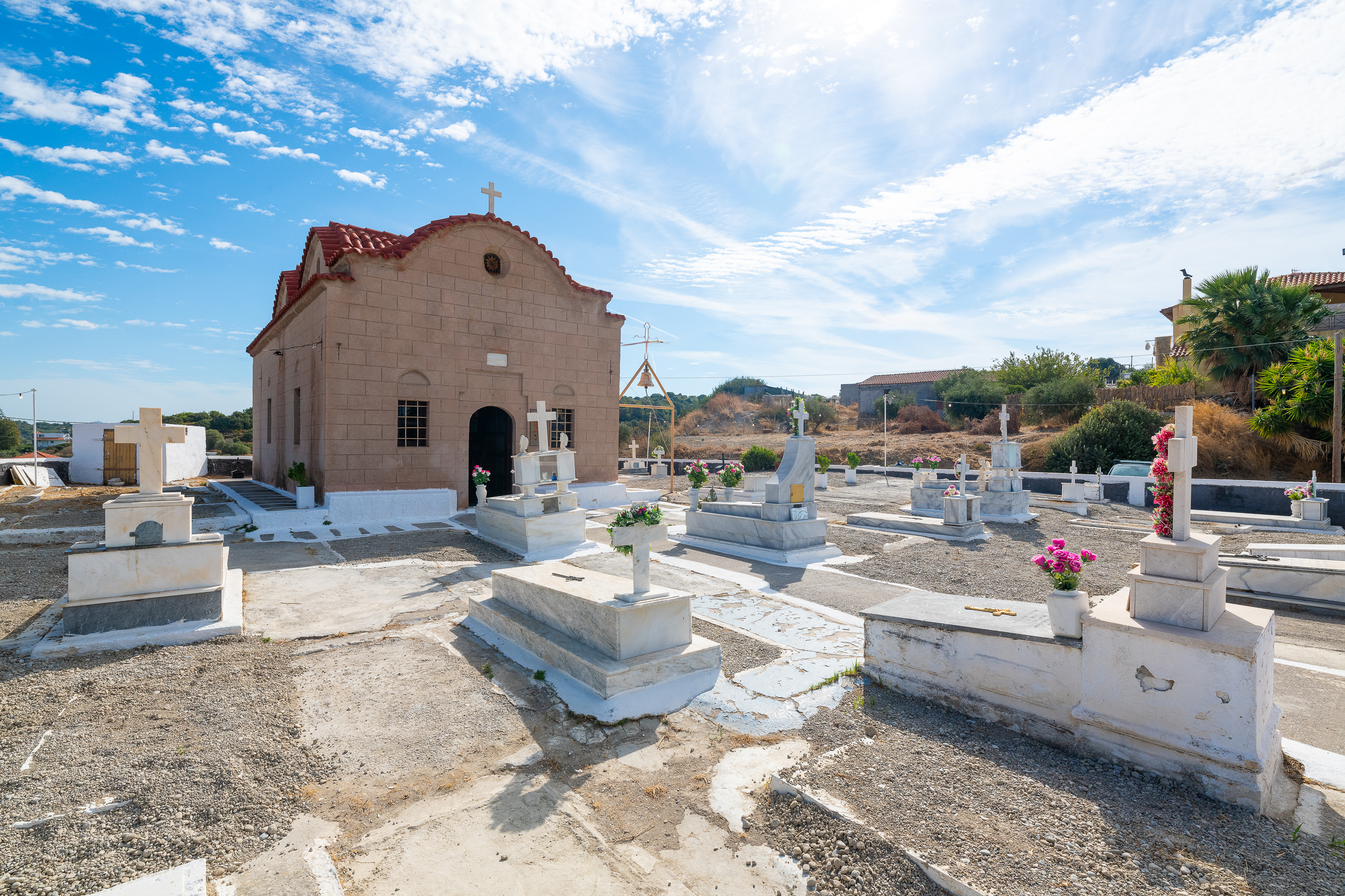 Άγιος Νικήτας, Φάνες