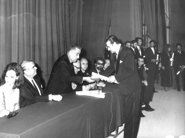 11ο ΦΕΚ :Φωτογραφία 90