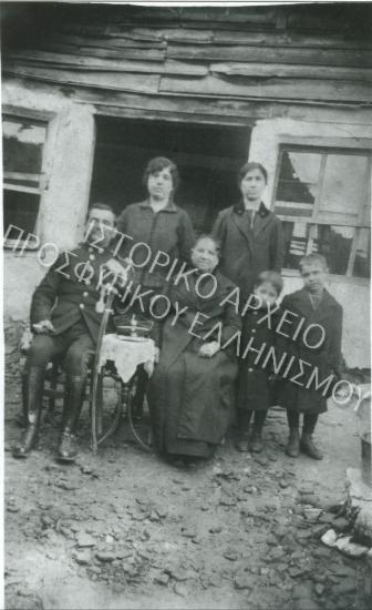 Συλλογή Πατρίδου - Γούναρη Ευθυμίας.