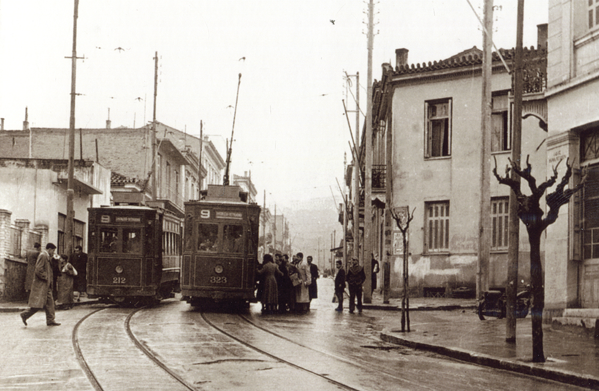 Ηλεκτροκίνητα τραμ σε οδό των Αθηνών, 20ος αι.