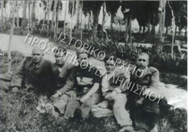 Συλλογή Καρβουνίδου Πολυξένης.