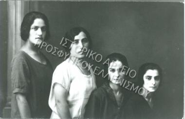 Συλλογή Μικρομάστορα - Βιοπούλου Μαρίκας (Νο2)