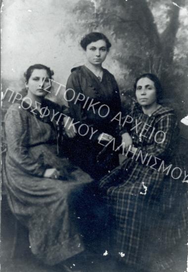 Συλλογή Κοκκά Ευτυχίας.