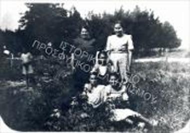 Συλλογή Νικολαΐδου - Κάτσινα Αναστασία.