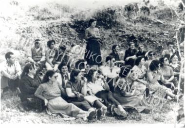 Συλλογή Σιδηροπούλου - Κρανιώτου Αγγελικής.