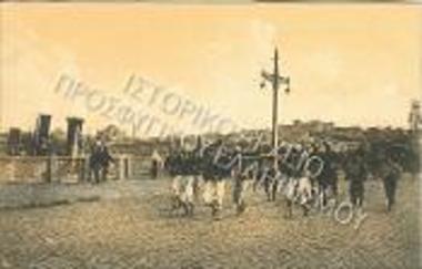 Πυροσβέστες εν ώρα φωτιάς (Les Touloumbadjis courant au feu)