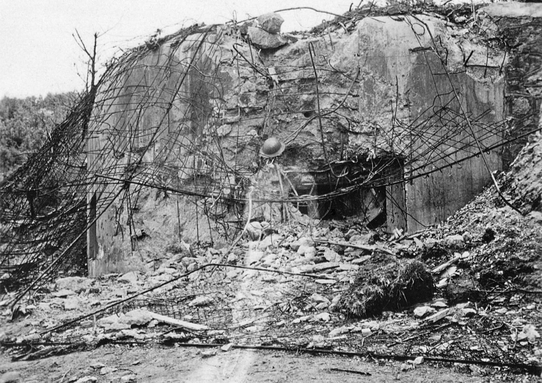 Περιοχή Σερρών, Απρίλιος 1941. Ένα από τα οχυρά του Υποτομέα Θύλακος μετά την παράδοση του στους Γερμανούς