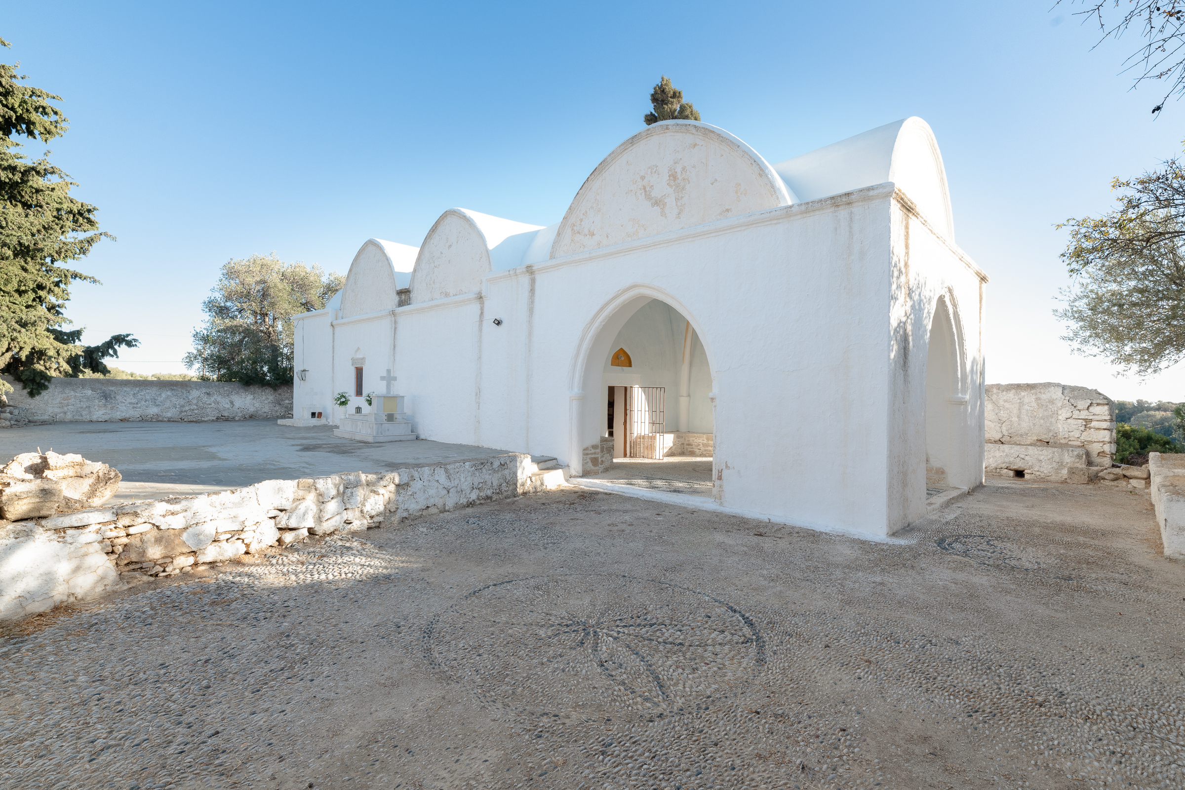 Αγία Ειρήνη, Λαχανιά
