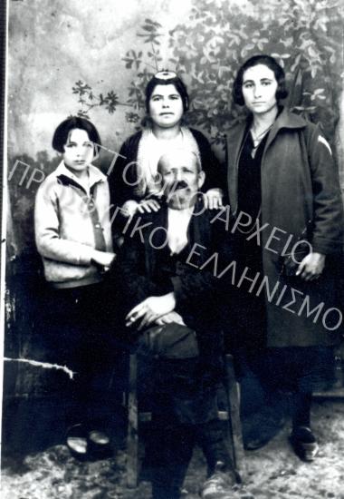 Συλλογή Κοκκά Ευτυχίας.