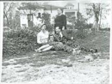 Συλλογή Ζαχαριάδου - Βογιατζή Πόπη.