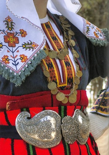 Παραδοσιακή Φορεσιά Πενταλόφου Θεσσαλονίκης
