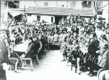 Συλλογή Καραϊωσηφίδου - Ελευθερίου Μαρίας και Καραϊωσηφίδου - Πολίτου Ισμήνης.