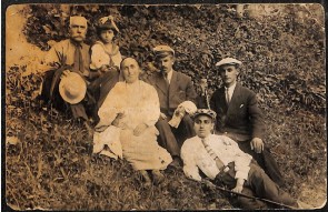 Ιορδάνης Ιορδανίδης & Όλγα Ιορδανίδου, 1924