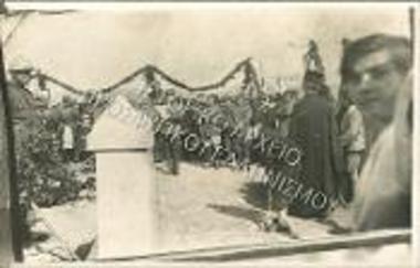 Δέηση υπέρ πεσόντων.