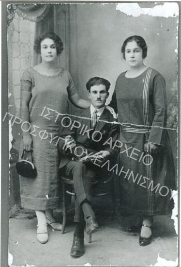 Συλλογή Τσιρώνη Θεοδόση.
