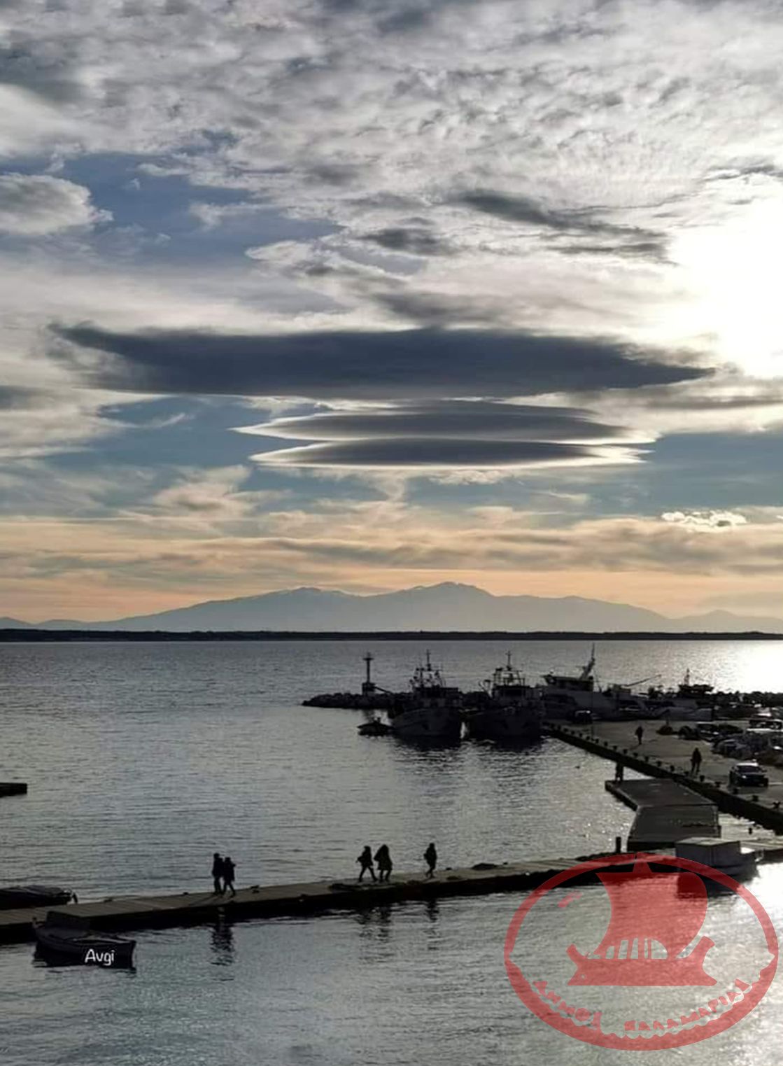 Η Μαρίνα της Αρετσούς με τις Πλωτές Εξέδρες