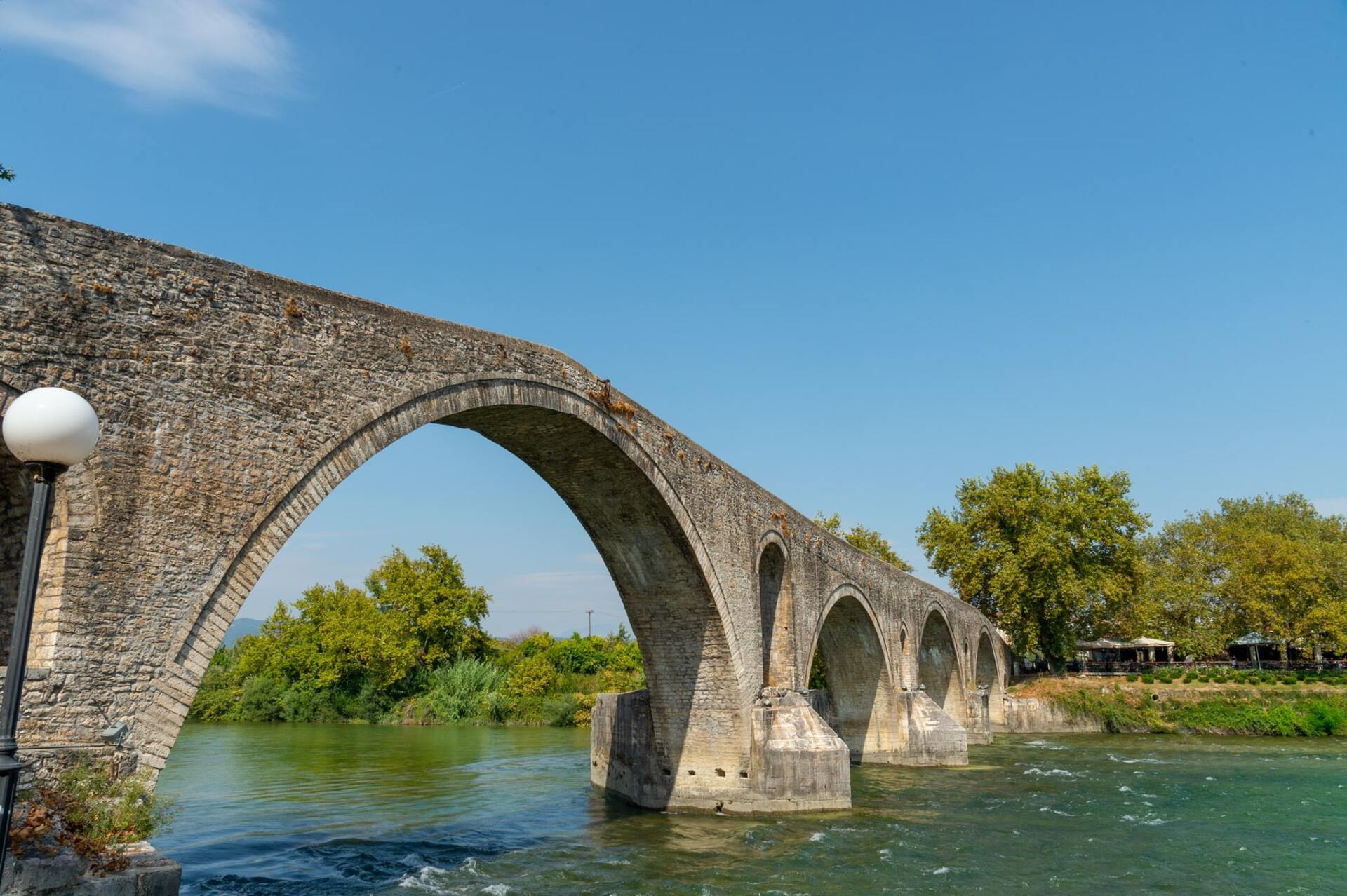 Το Λιθόκτιστο Γεφύρι της Άρτας