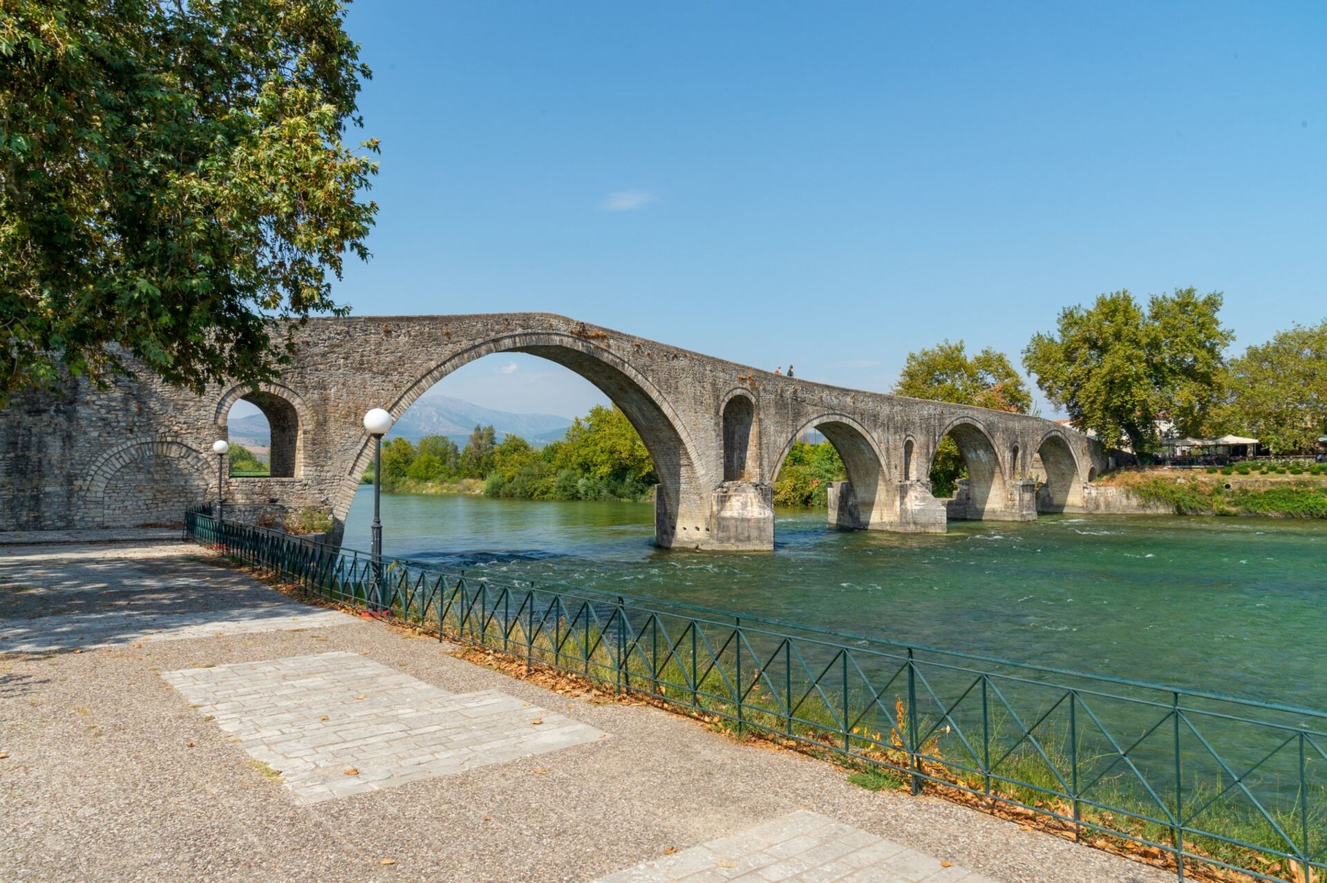 Το Λιθόκτιστο Γεφύρι της Άρτας