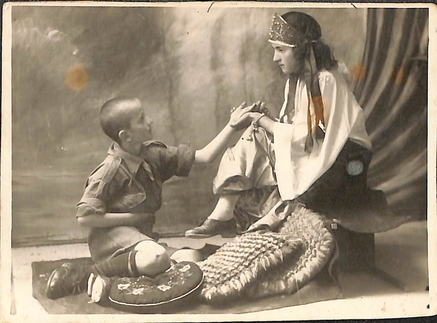 Αδέρφια Μουσικίδου, 1922
