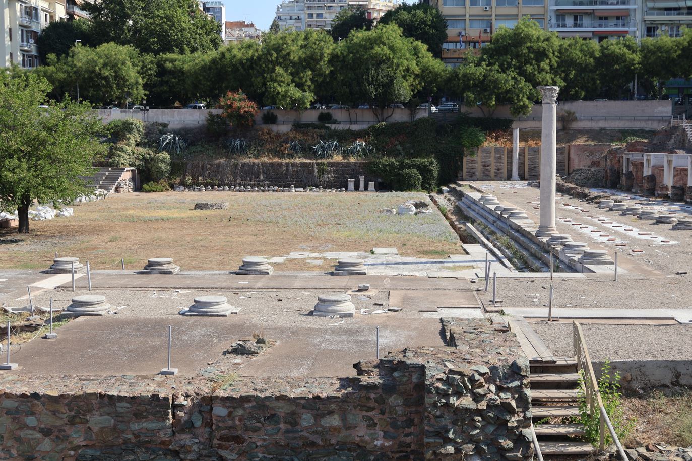 Η Αρχαία Αγορά της Θεσσαλονίκης. Λήψη από τον νότο