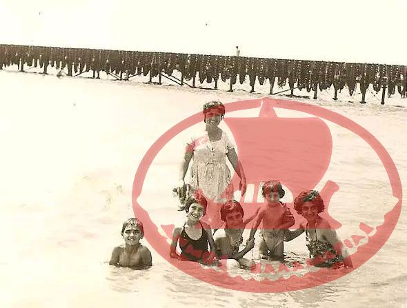 Στην παραλία του Κουριού