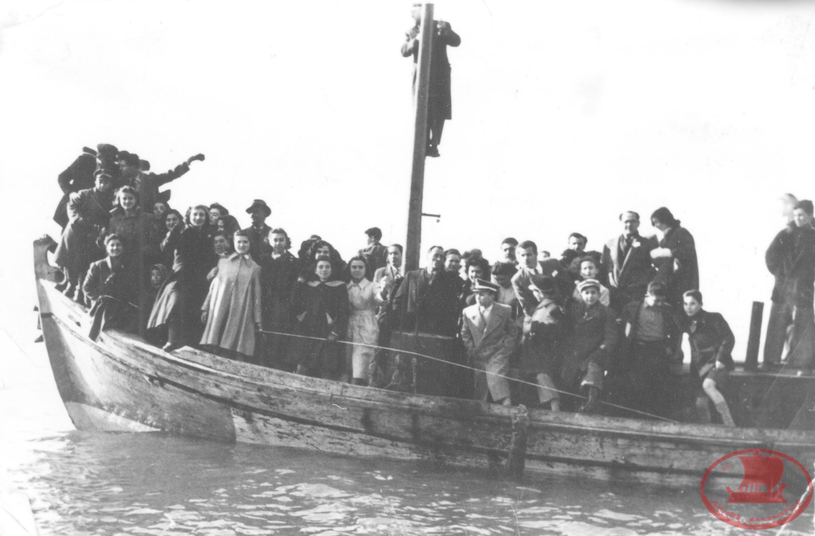 Αρετσού. Το καΐκι ‘’ΠΟΣΕΙΔΩΝ’’ των αδελφών Νικολάκη, Πέτρου και Λευτέρη Τσαούση την ημέρα των Θεοφανίων
