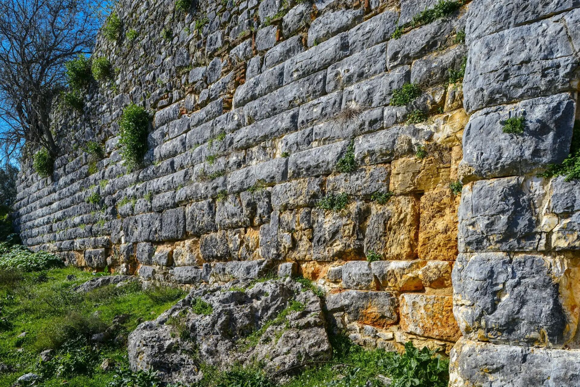 Κάστρο Ρωγών Φιλιππιάδας