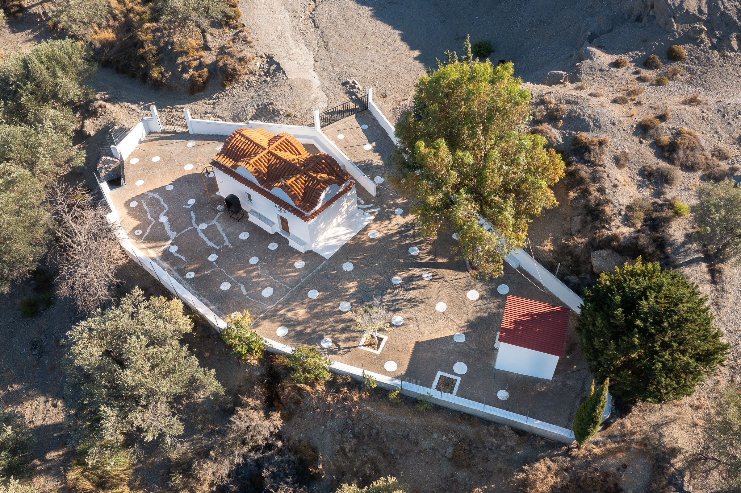 Ζωοδόχος Πηγή, Μασσαρη