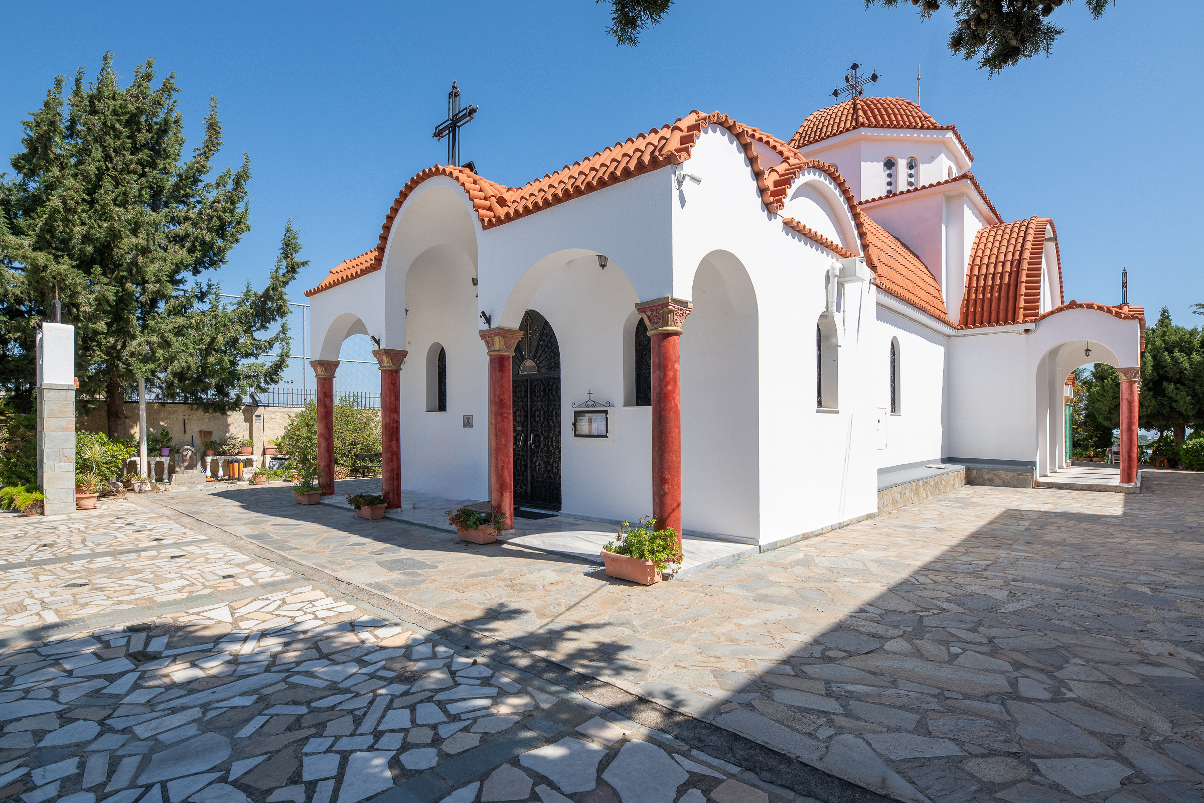 Ναός Αγίων Αποστόλων, Ρόδος