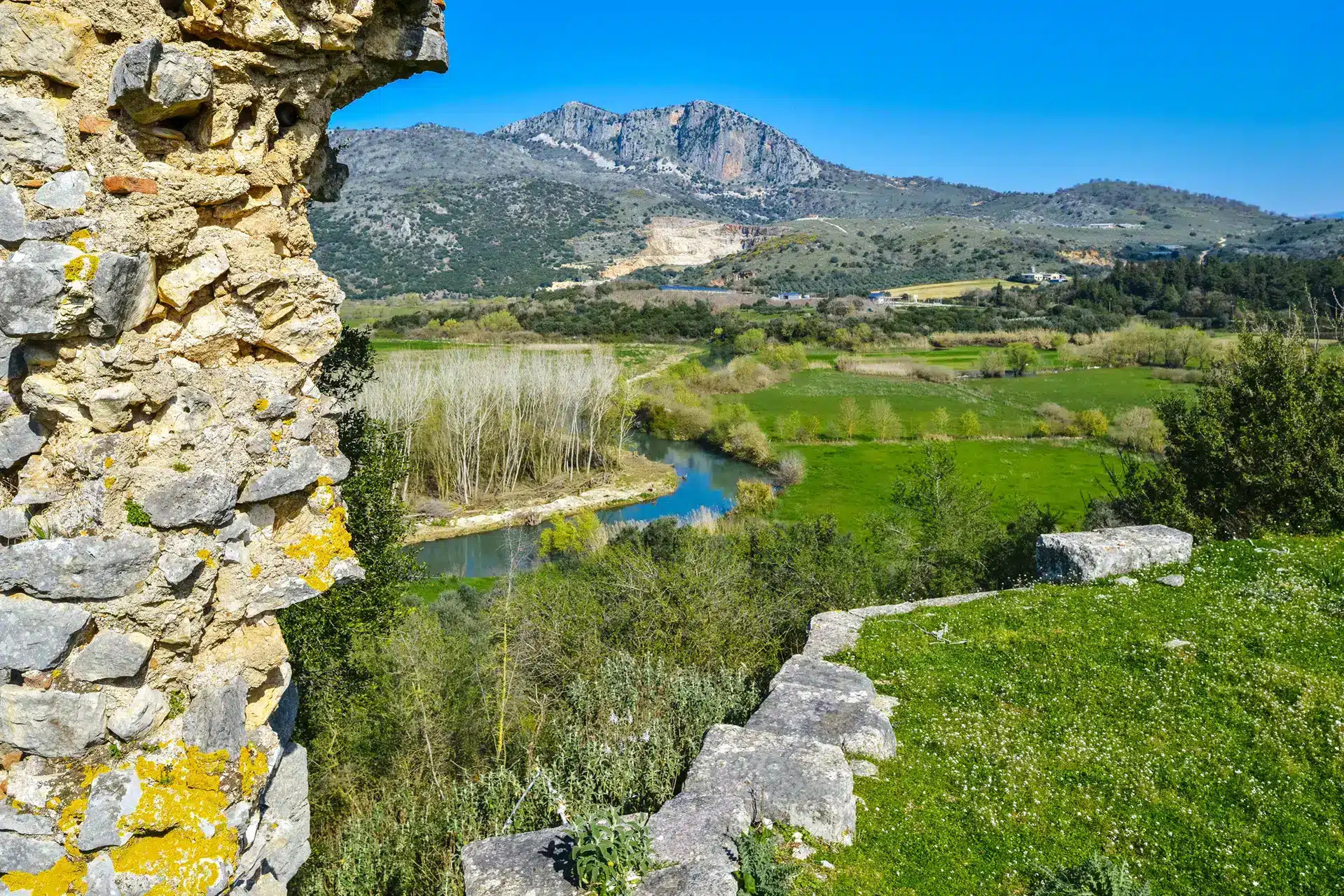 Κάστρο Ρωγών Φιλιππιάδας