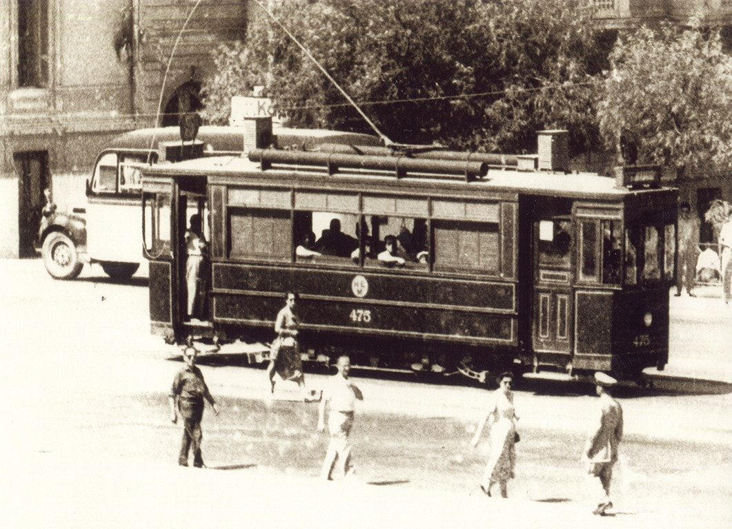 Ηλεκτροκίνητο τραμ σε οδό των Αθηνών, 20ος αι.