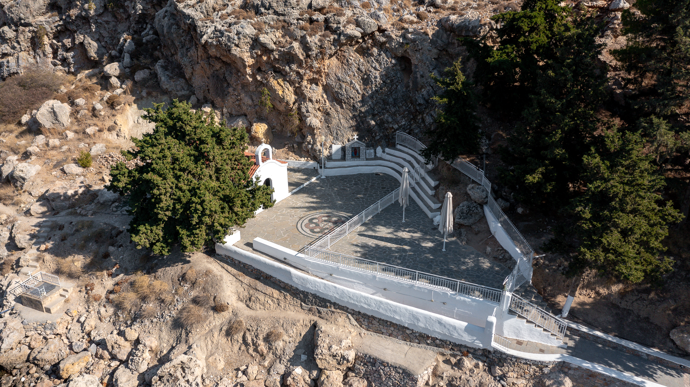 Άγιος Πέτρος και Παύλος στην Λίνδο